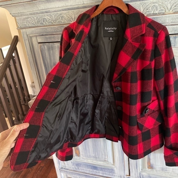 Relativity Outerwear Red and Black Buffalo Plaid Jacket - Picture 11 of 13